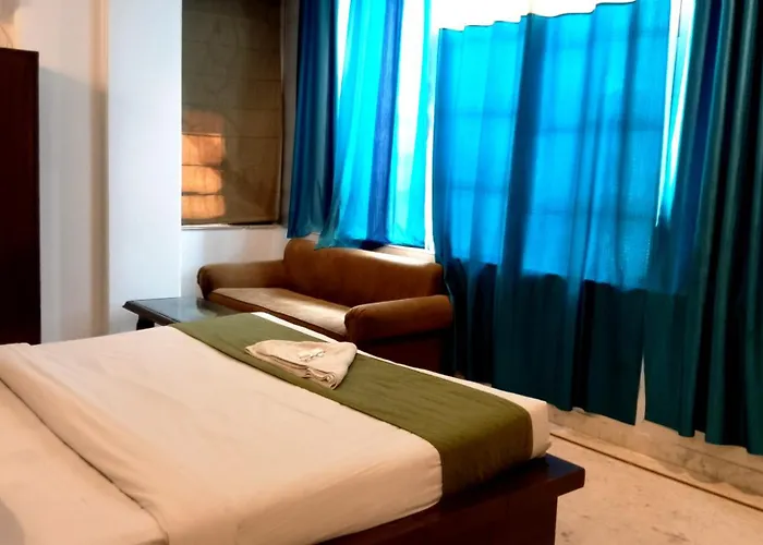 Hotel Grand Grace plaza Near IGI Airport