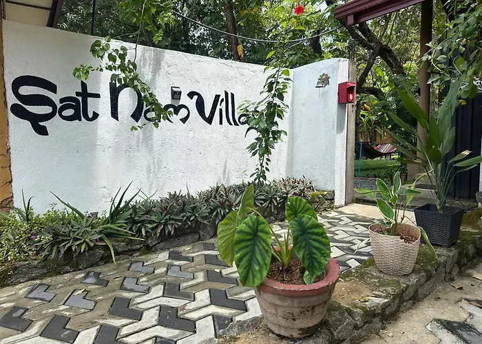 Sat Nam Village Hotel Sigiriya