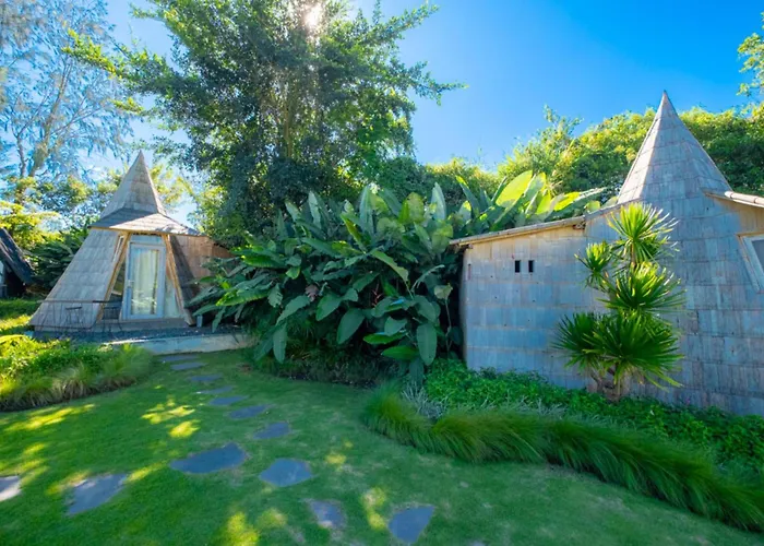 Bamboo Mount Batur And Hot Spring Hotel Kintamani 
