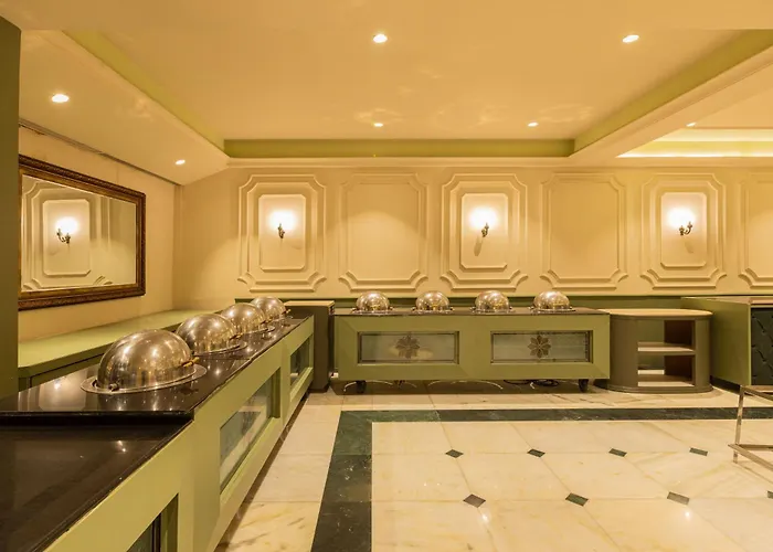 Hotel Kamal Palace