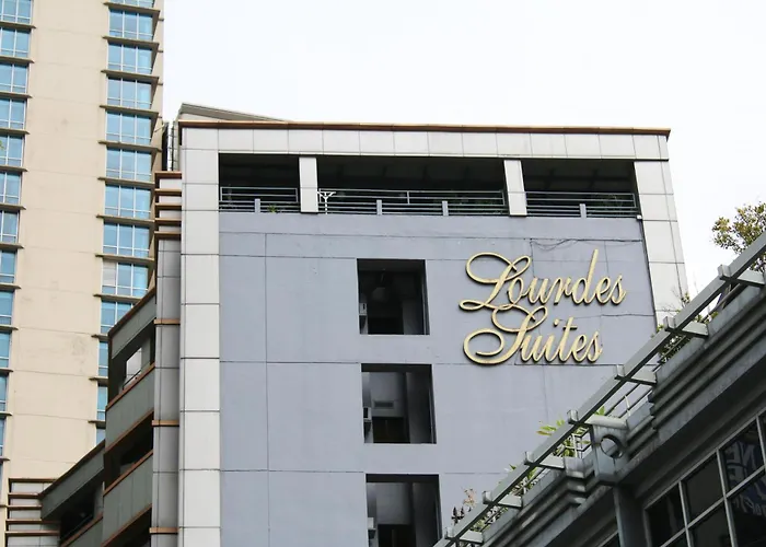 Lourdes Family Suites Makati Powered By Cocotel Makati City