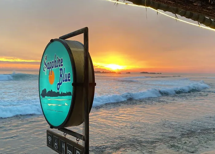 Hotel Sapphire Blue Hikkaduwa