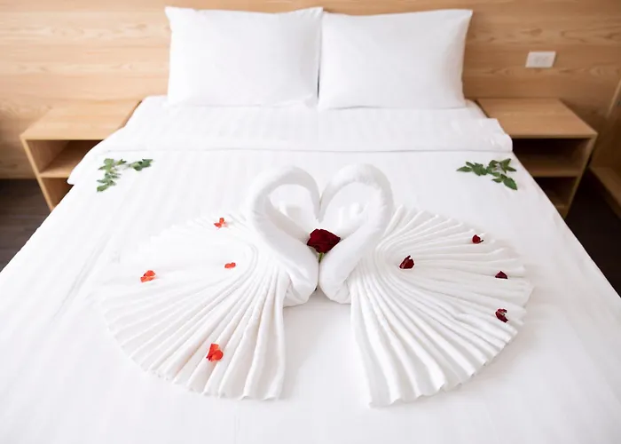 Dolphin Hotel Nha Trang