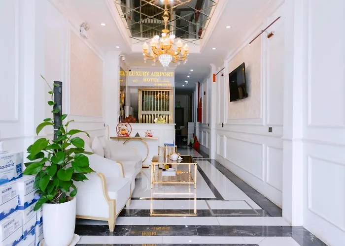 Luxury Airport Noi Bai Hotel