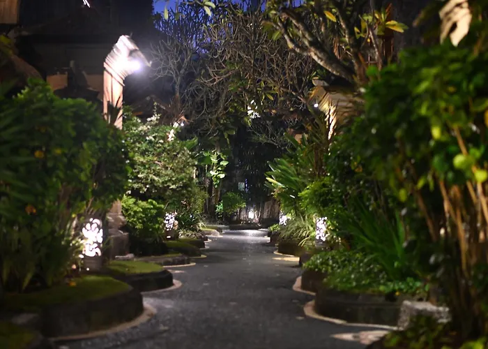 Puri Dewa Bharata Hotel & Villas Legian 