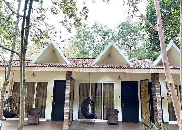 Zeenath Taj Gardens Yelagiri