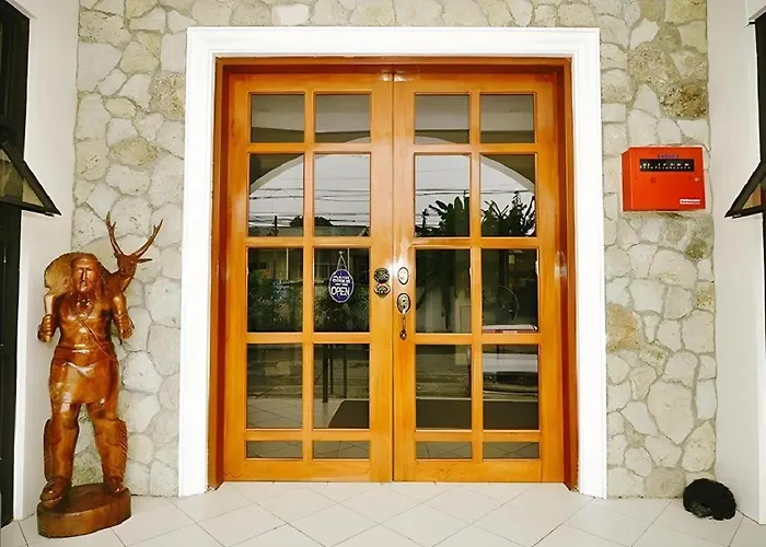 El Haciendero Private Hotel