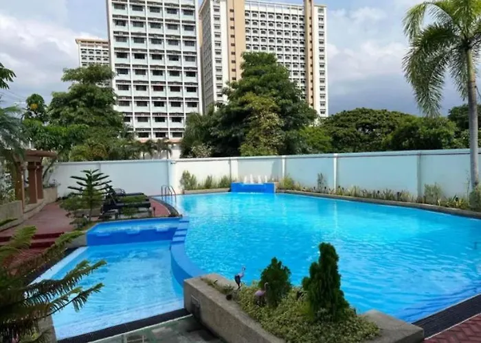 Westparc Cedar Cozy Apartment In The Heart Of Alabang