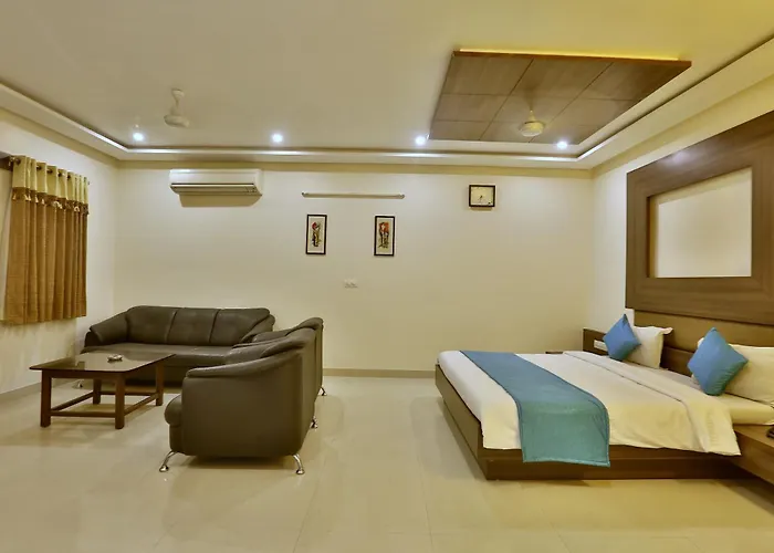Hotel Kamran Palace