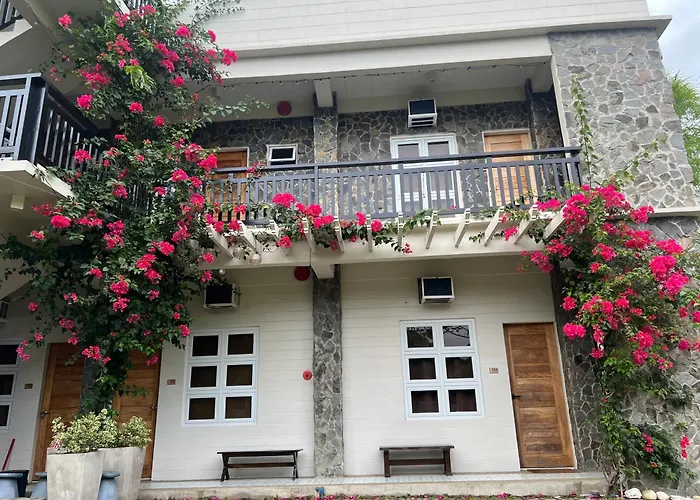 Balay Na Bato Bed & Breakfast Legazpi