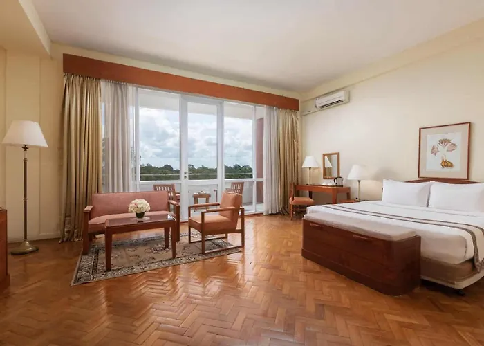 Inya Lake Hotel Yangon