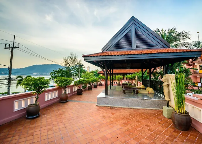 Seaview Patong Hotel - Sha Plus