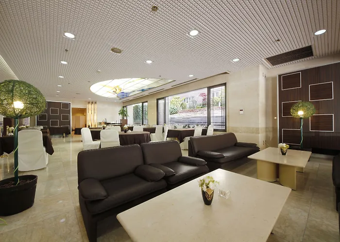 Hotel Hiroshima Garden Palace
