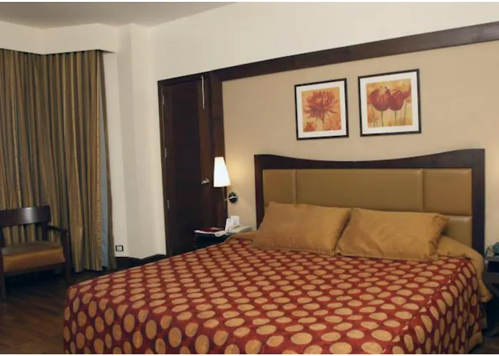 The Retreat Hotel & Convention Centre