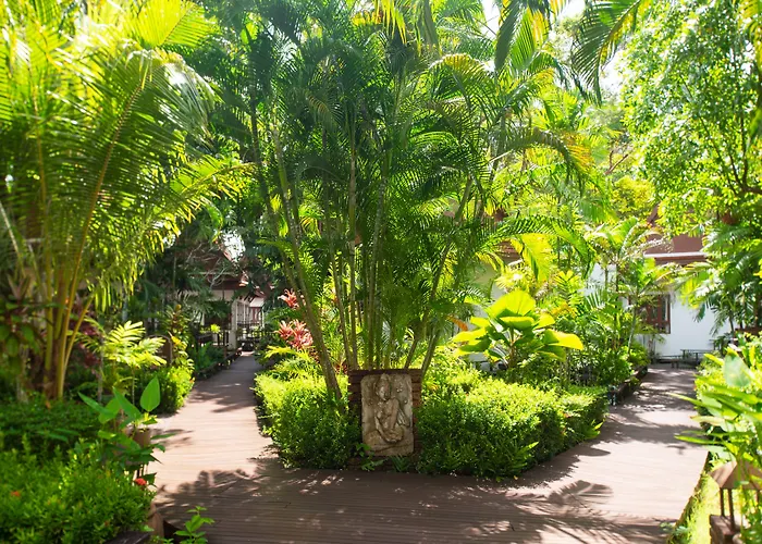 Royal Lanta Resort & Spa