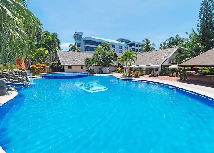 The Ritz Hotel At Garden Oases Davao