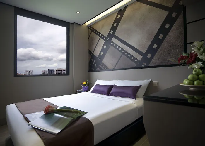 Hotel 81 Premier Hollywood Singapore