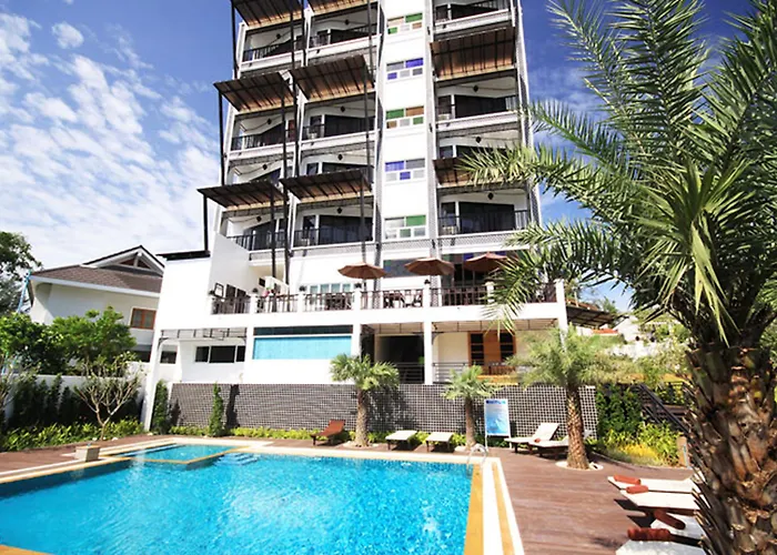 Dee Andaman Hotel