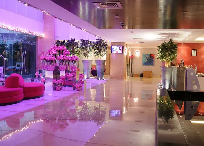 E Hotel Madrás
