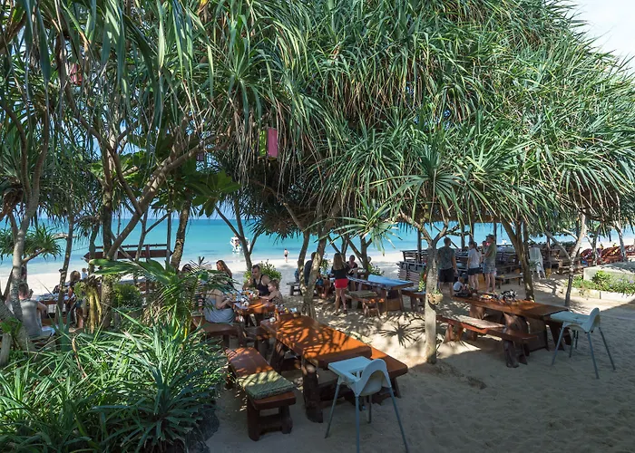Lanta Miami Resort - Sha Extra Plus
