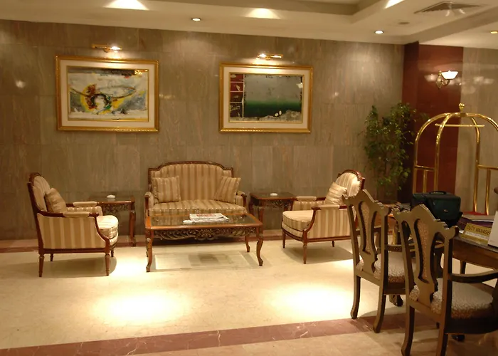 Hotel Sarina