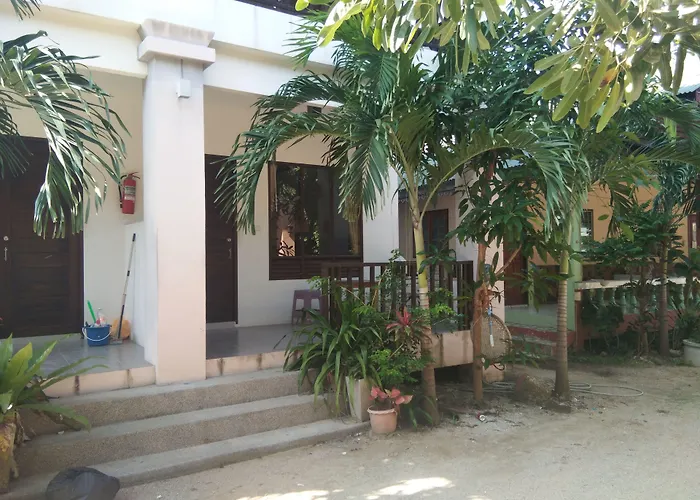 Modern Resort Haad Rin