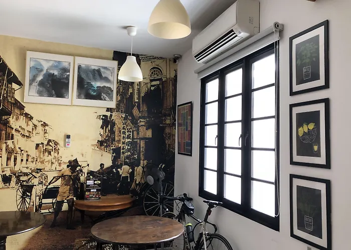 Vintage Inn Boutique Capsule @ Little India