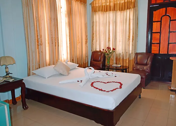 Phong Nha Hotel Hue