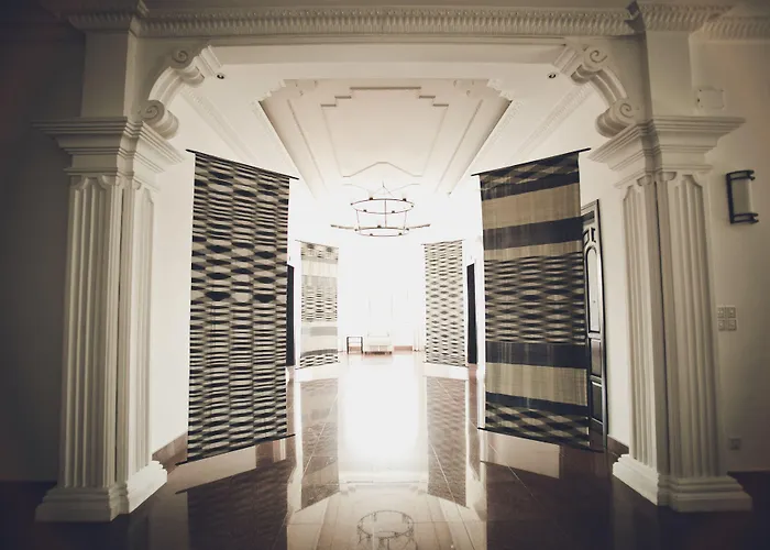 White Mansion 白色公馆 Hotel Phnom Penh