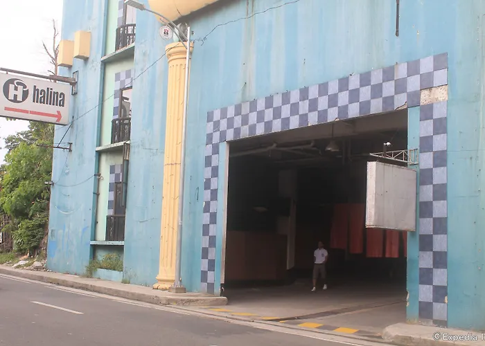Halina Drive In Hotel-Sta Mesa