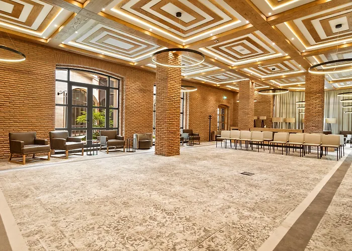 Crowne Plaza - Borjomi By Ihg