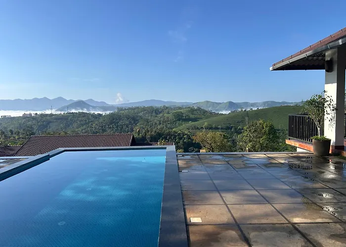 Sylvan Retreat - Luxury Mountain Cottages Vagamon