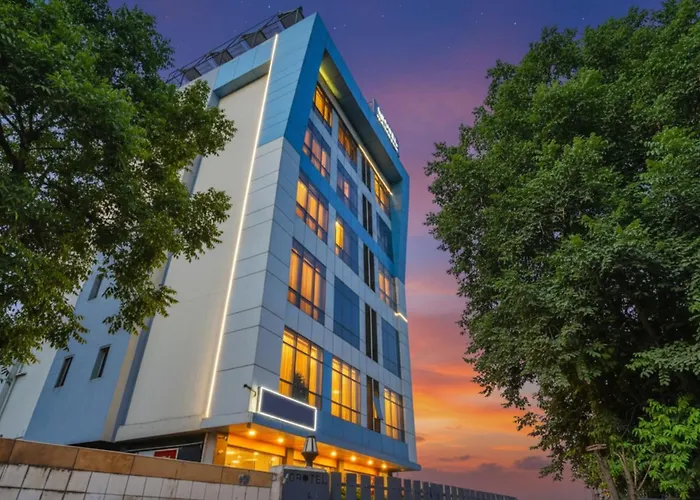 Fabhotel Shubhangan - Nr Bandra Mumbai