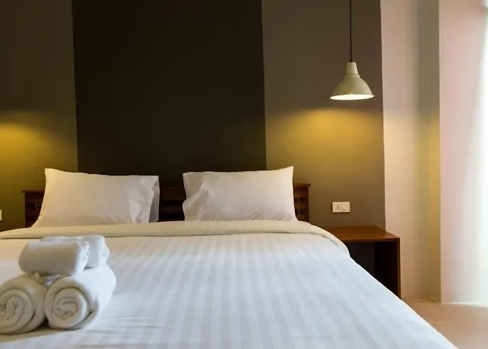 Krabi Pitta House Hotel