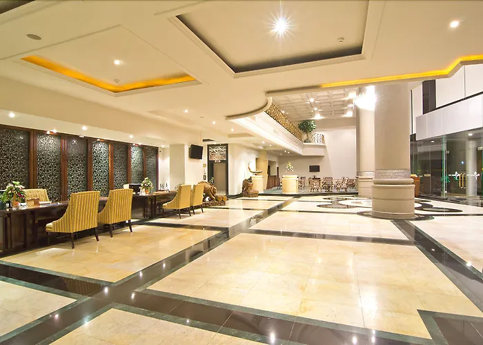 The Grand Riverside Hotel