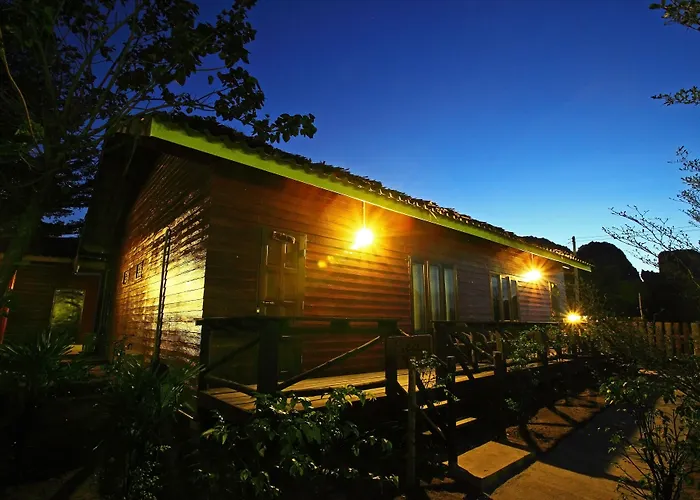 Pp Red Tuna Hut