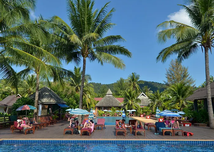 Nakara Long Beach Resort - SHA Extra Plus Ko Lanta