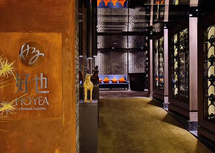 Queena Plaza Hotel Tainan
