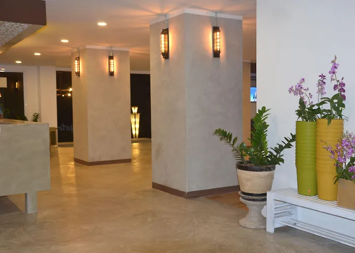 Southgate Residence Hotel - Sha Certified Chumpon