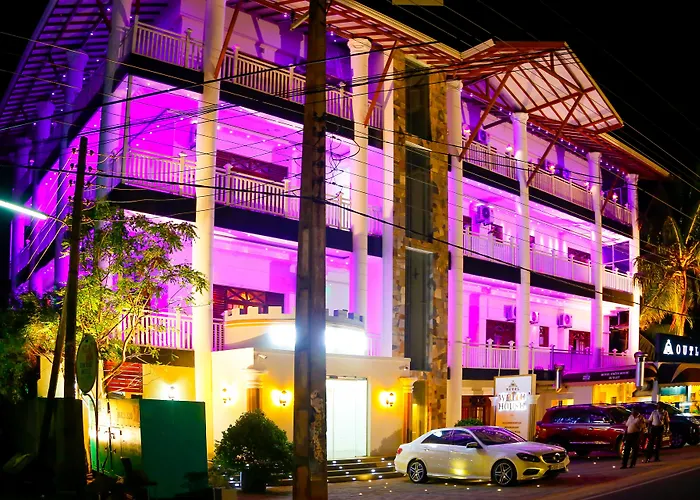 Hotel White House