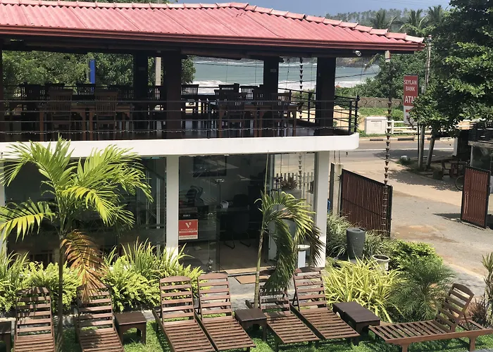 Randiya Sea View Hotel