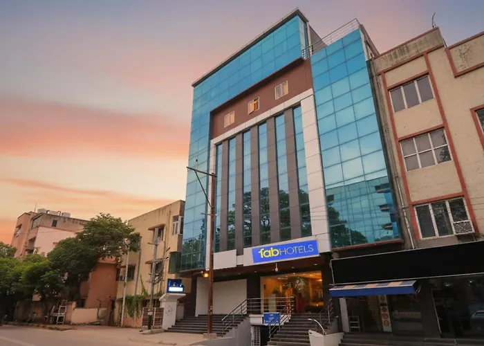 Fabhotel Rk Residency - Nr S R Nagar Metro Station, Ameerpet