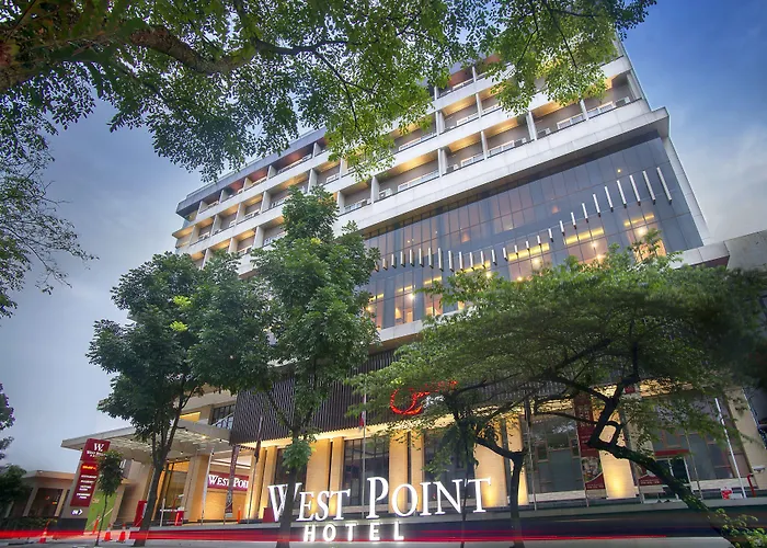 West Point Hotel Bandung