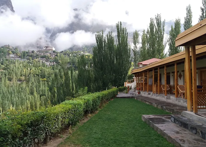 Hunza Serena Hotel Karimabad 