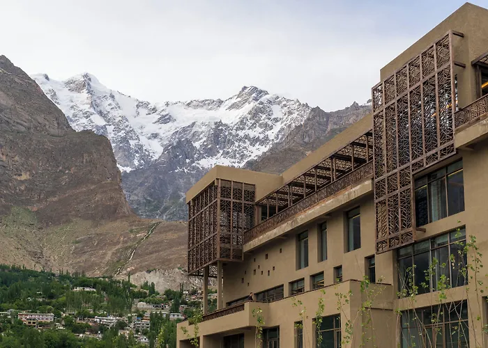 Hunza Serena Hotel Karimabad 