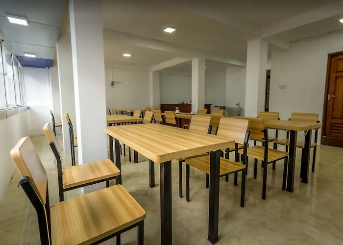Metro Port City Hotel