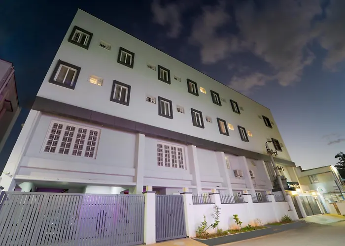 Treebo Skyry Residency