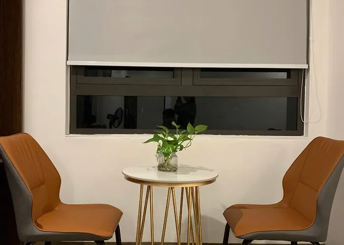 Fiorus Airport Hotel