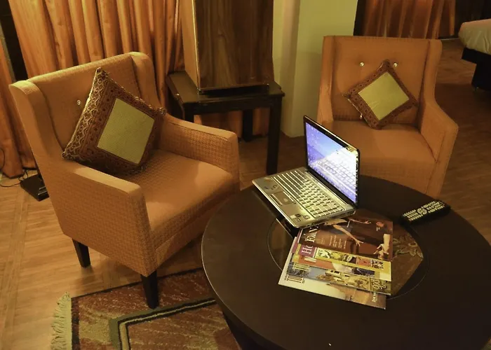 Amer Hotel Lahore