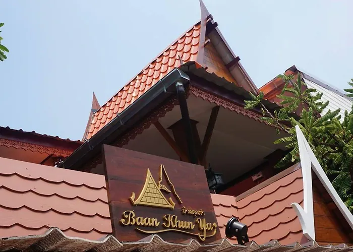Baan Khun Ya Ayutthaya